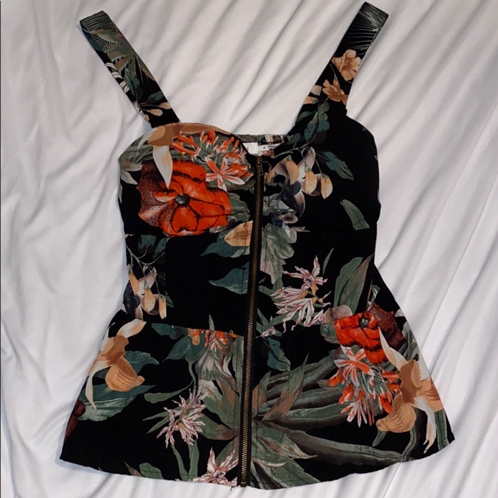 Floral Mind Code floral top.